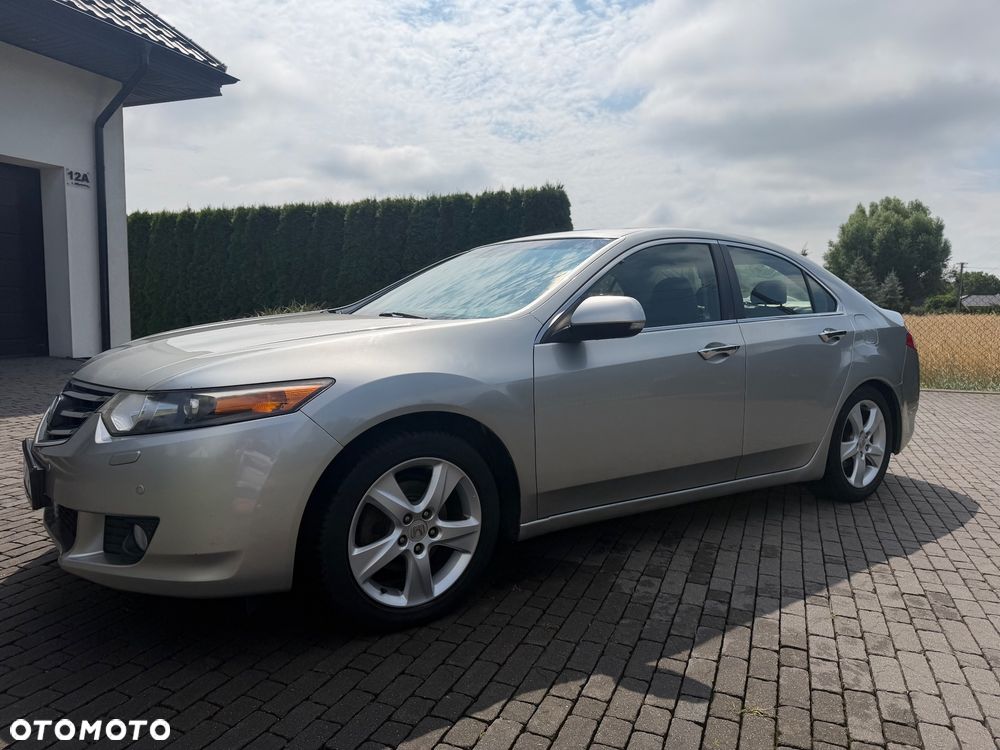 Honda Accord - 1