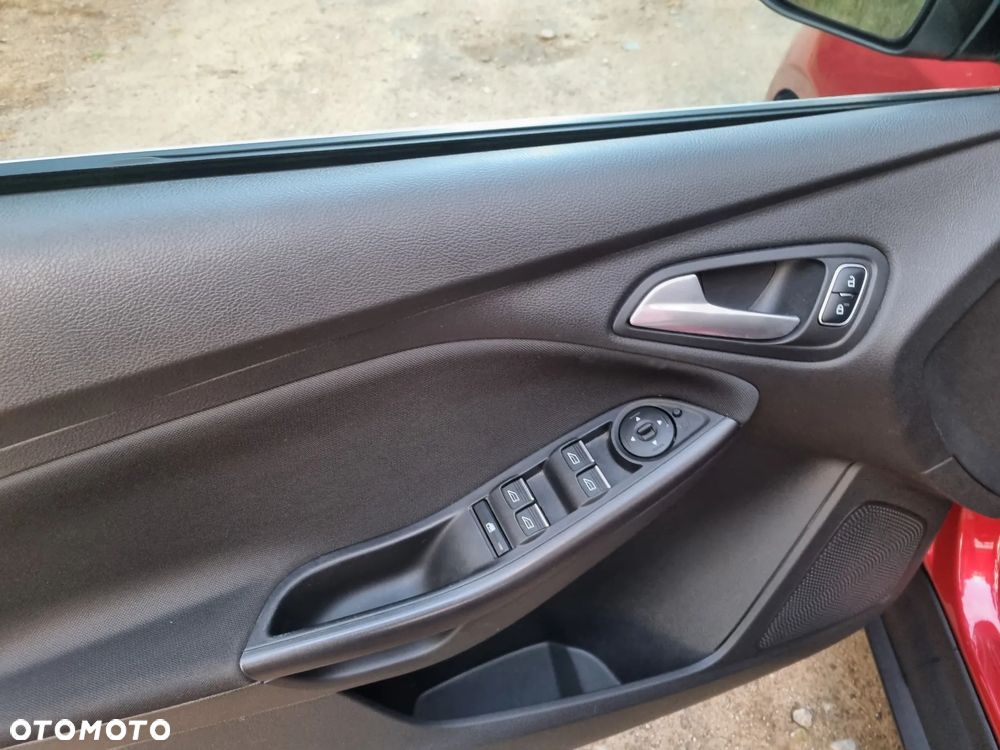 Ford Focus - 12