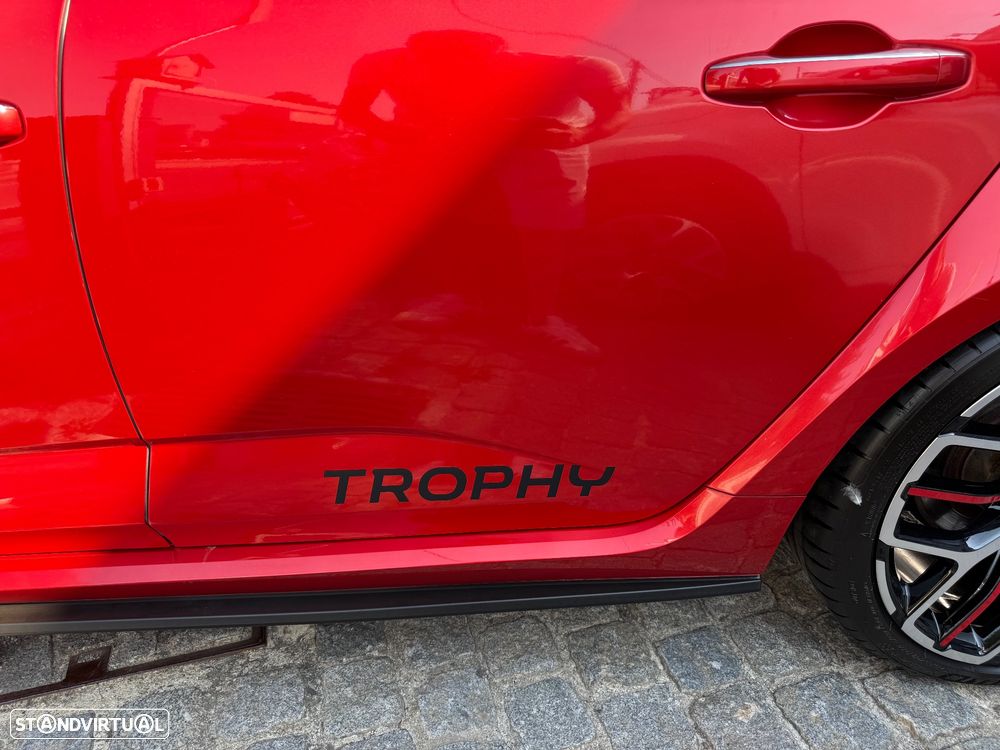 Renault Mégane TCe 300 GPF EDC R.S. TROPHY - 48