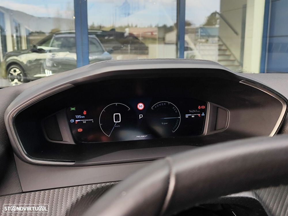 Peugeot 2008 1.2 Hybrid Allure e-DCS6 - 17