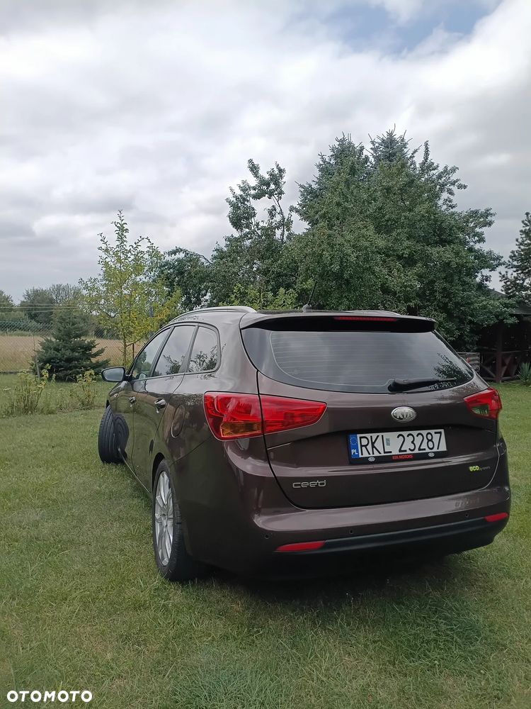 Kia Ceed 1.6 CRDi M - 3