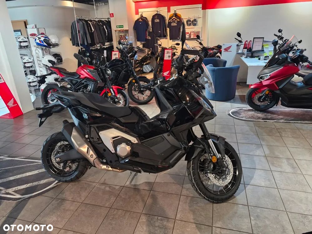 Honda X-ADV - 2