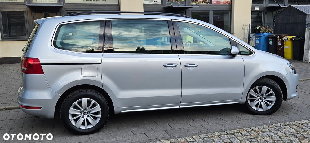 Volkswagen Sharan 2.0 TDI BlueMotion Technology Comfortline - 23
