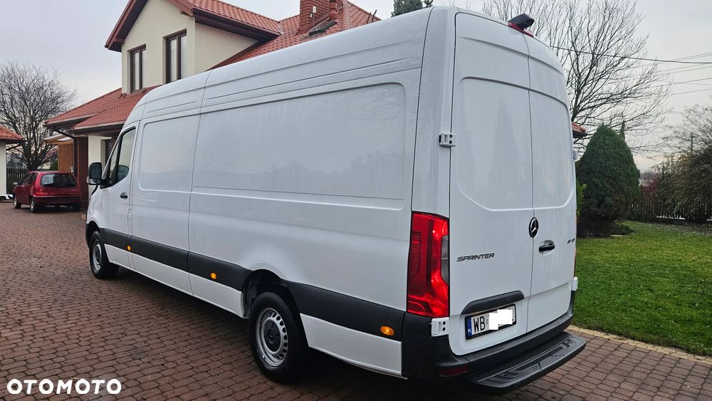 Mercedes-Benz sprinter - 11