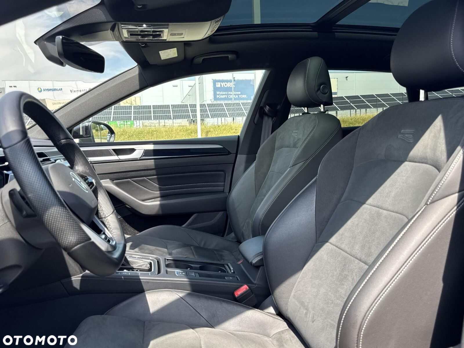 Volkswagen Arteon 2.0 TSI R-Line DSG - 31