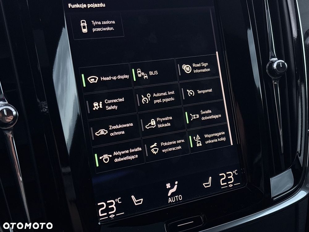Volvo S90 D5 AWD R-Design - 32