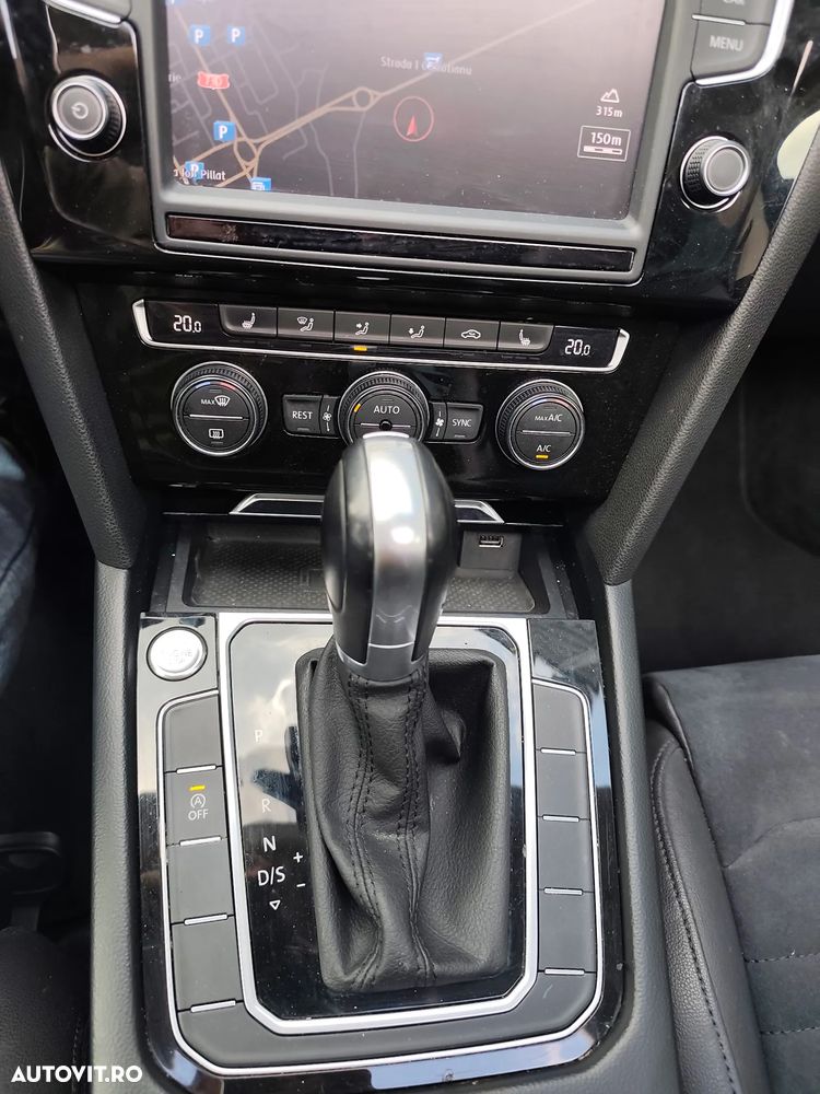 Volkswagen Passat - 11