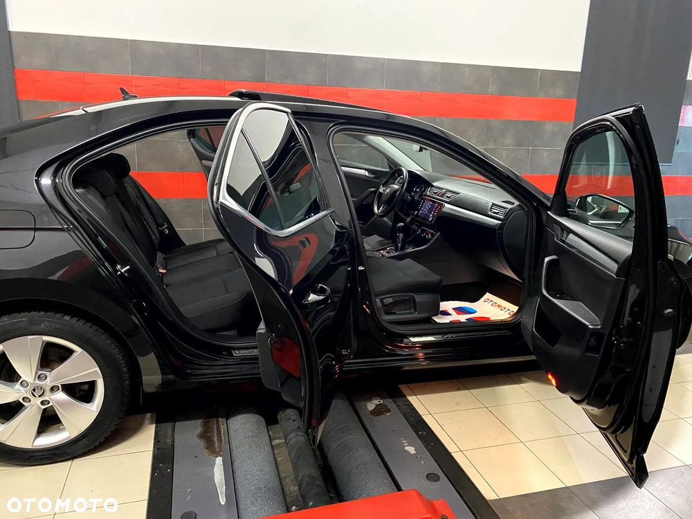 Skoda Superb 1.6 TDI Style - 19