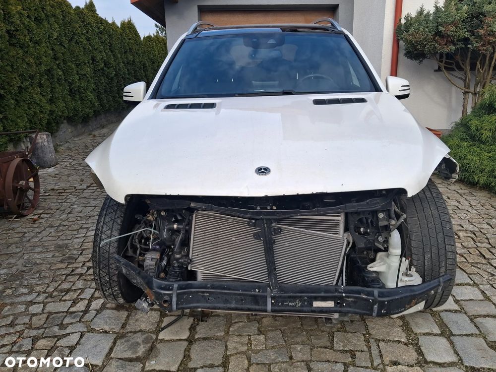 Mercedes-Benz GLS 450 4Matic 9G-TRONIC Exclusive - 2