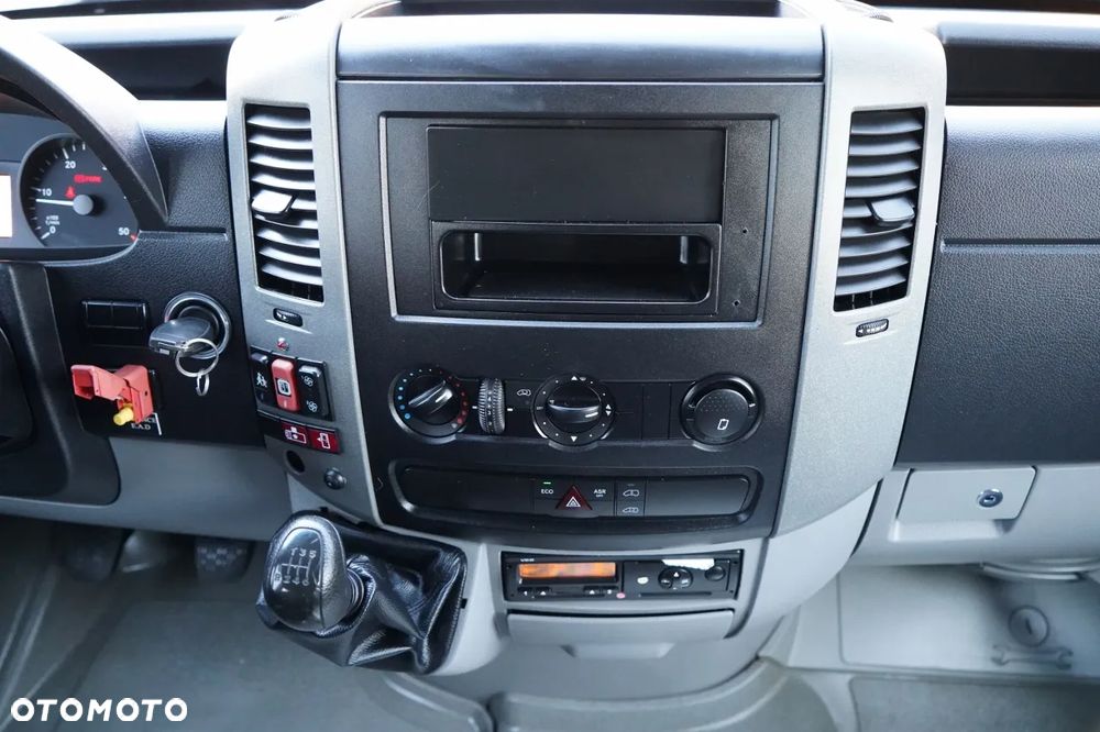 Mercedes-Benz / SPRINTER / SPROWADZONY / - 24