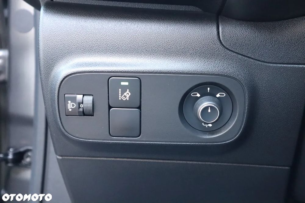 Citroën C3 Pure Tech 82 SHINE - 20