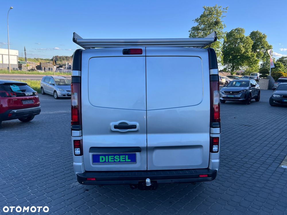 Opel Vivaro - 5