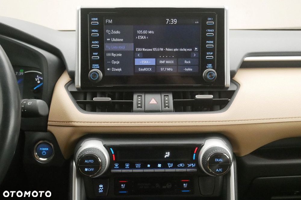 Toyota RAV4 - 10