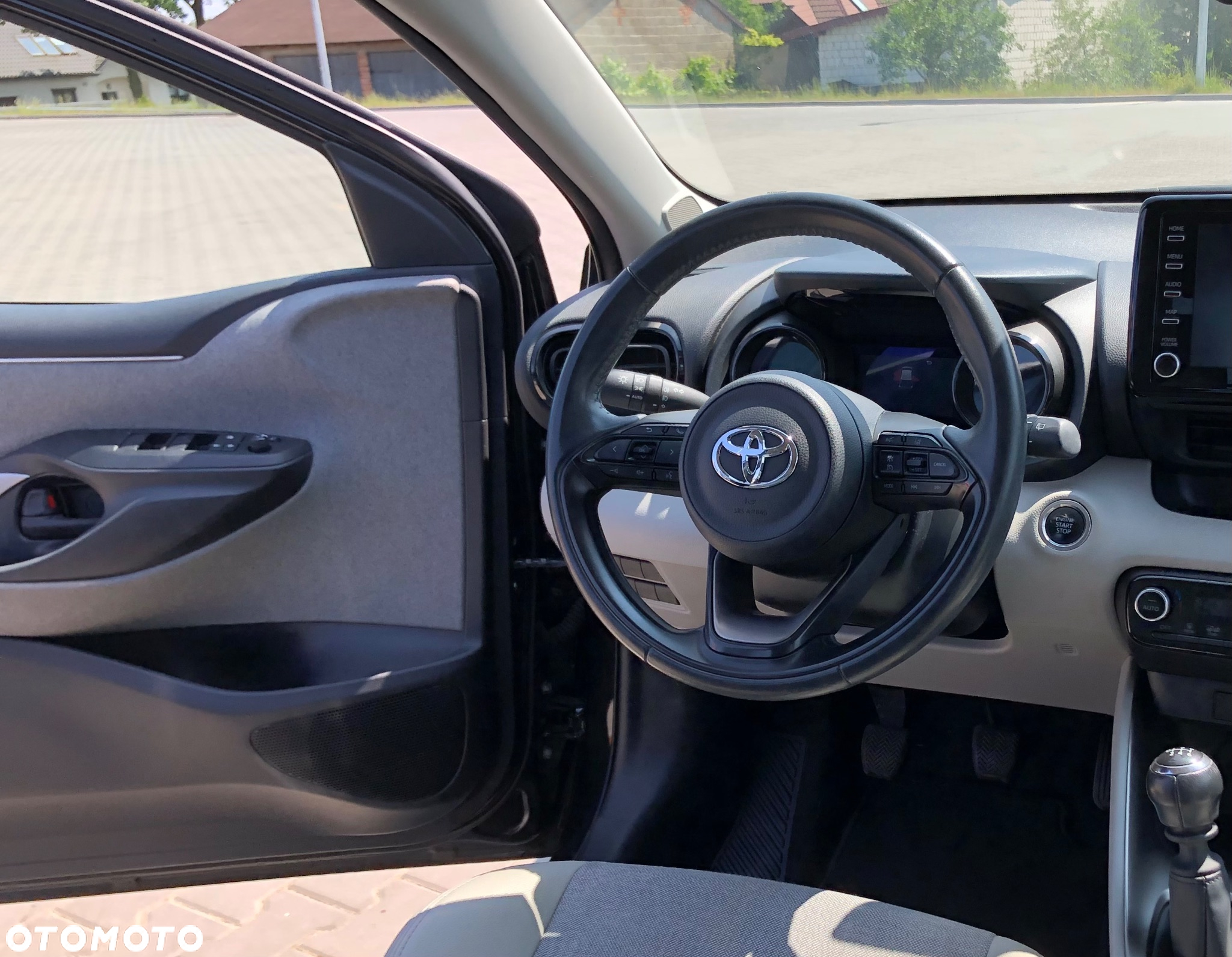 Toyota Yaris - 14