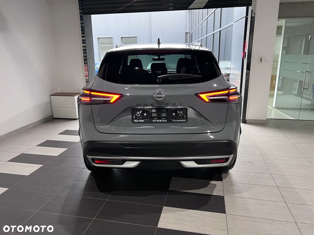 Nissan Qashqai 1.3 DIG-T mHEV N-Connecta Xtronic - 8