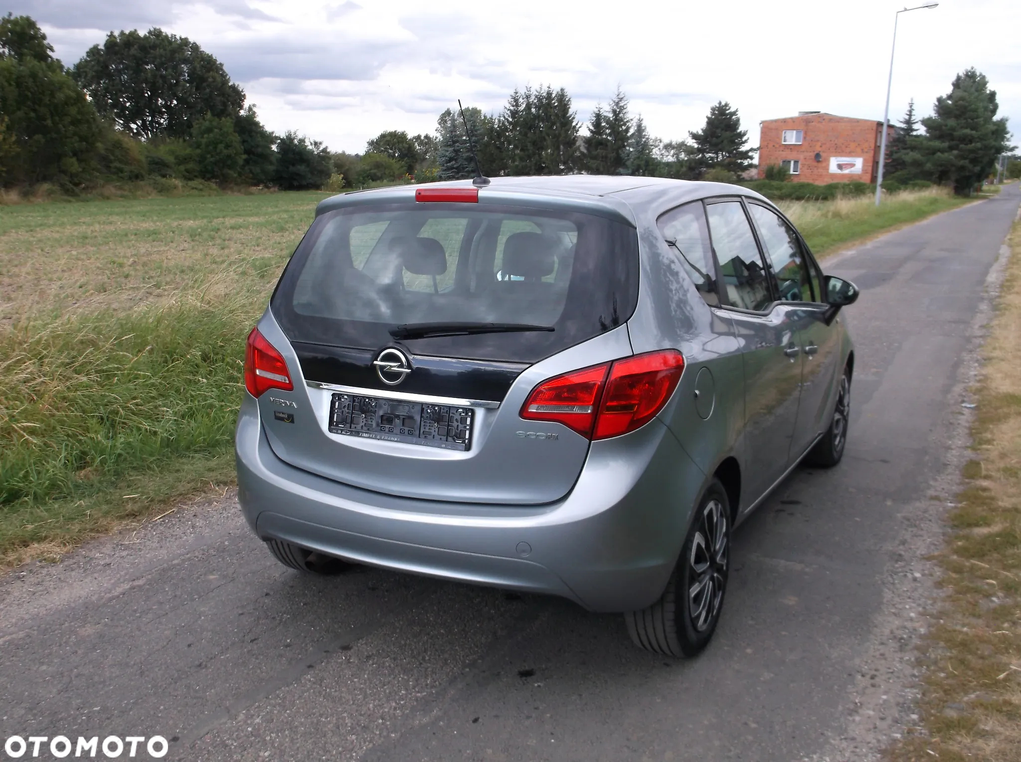 Opel Meriva 1.4 T Essentia S&S - 30