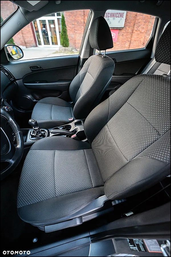 Hyundai i30 1.4 Edition Plus - 29