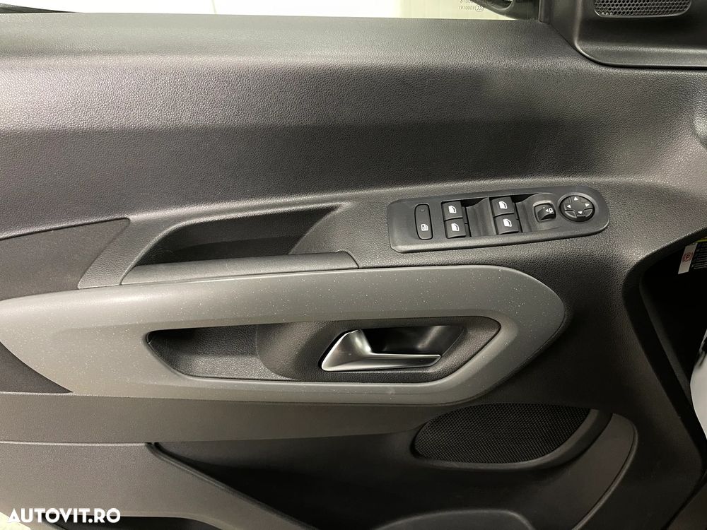Citroën Berlingo ver-puretech-130-stop-start-eat8-feel - 21