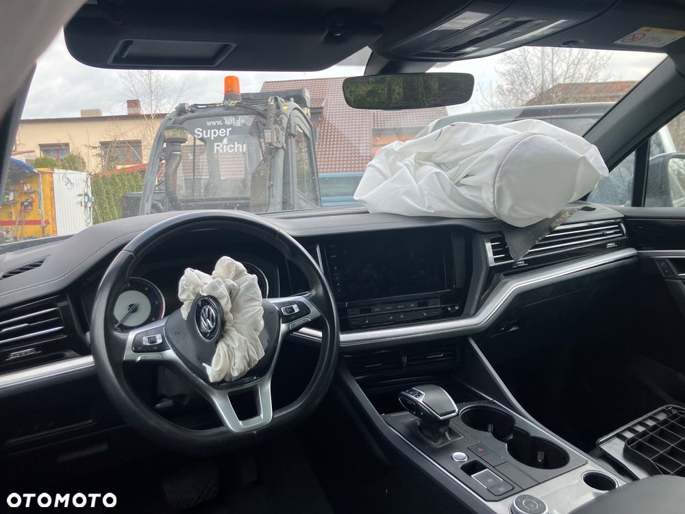 Volkswagen Touareg 3.0 V6 TDI 4Motion DPF Automatik Drive - 6