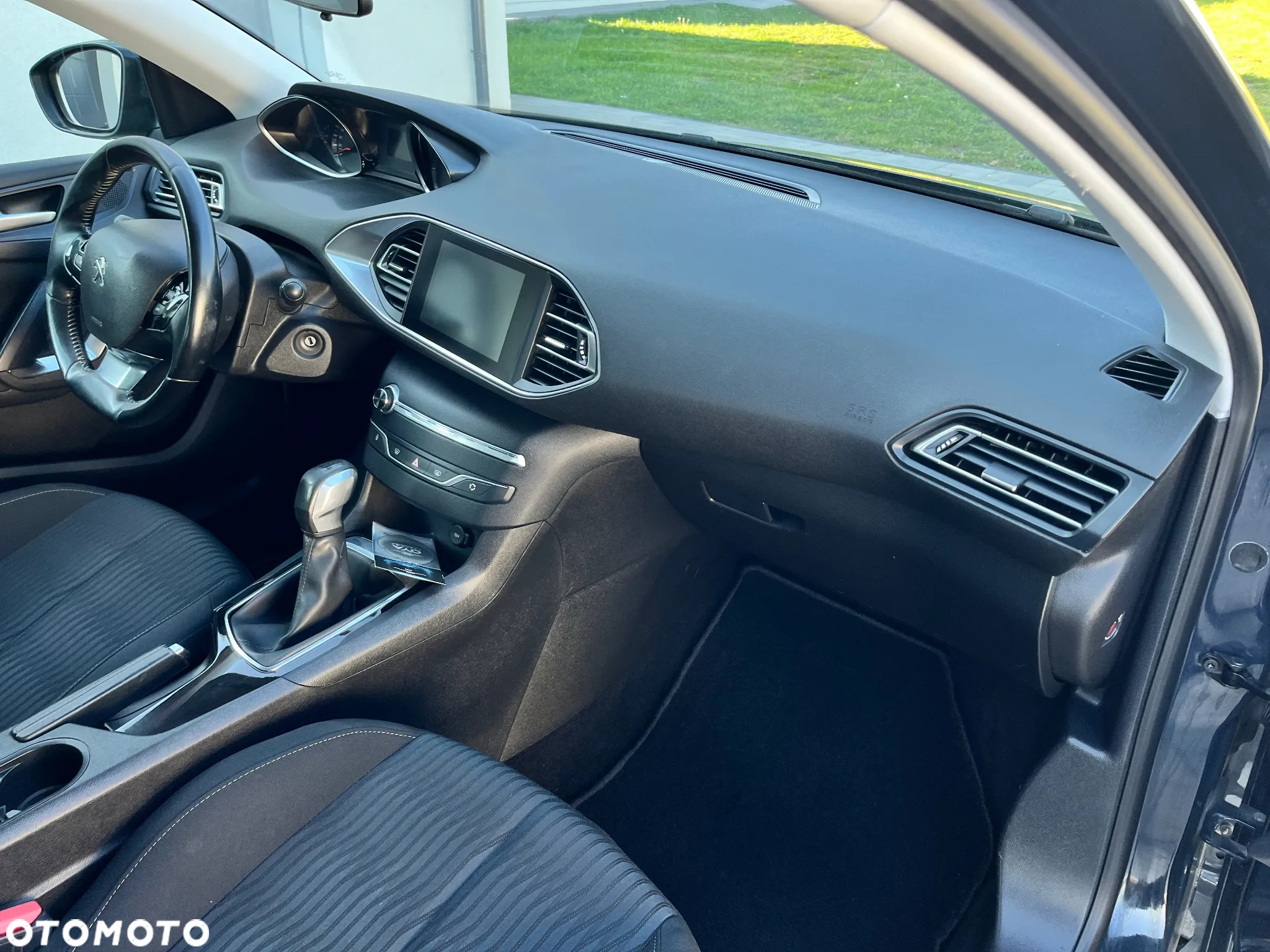 Peugeot 308 SW 1.6 BlueHDi Access S&S - 12