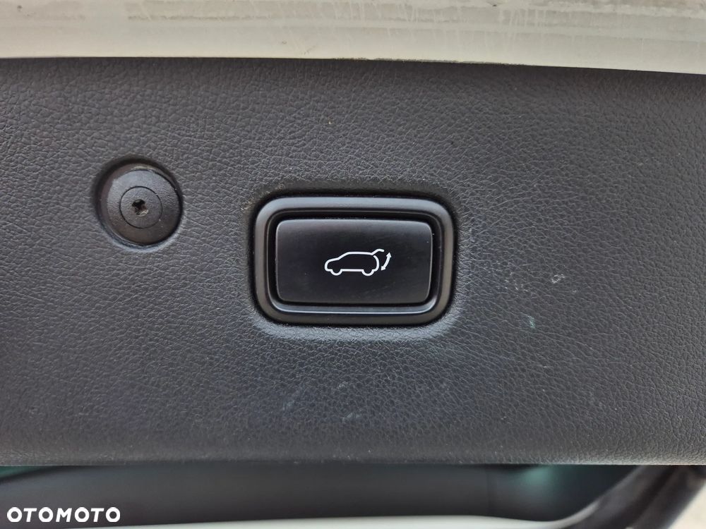 Kia Sportage 2,0 CRDI AWD GT Line - 15