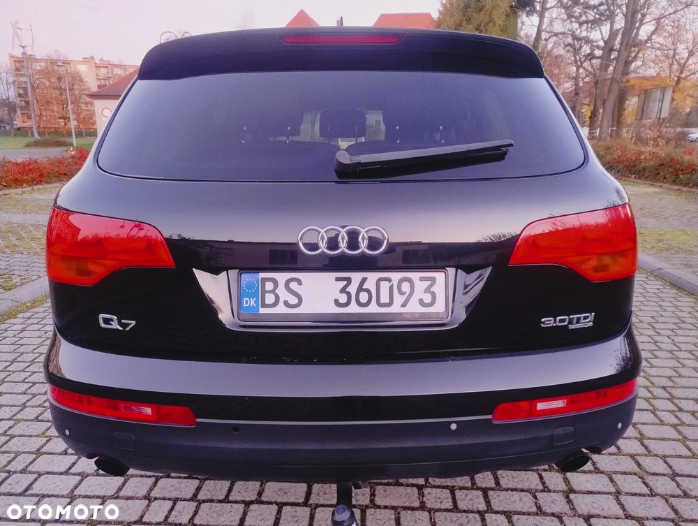 Audi Q7 3.0 TDI Quattro Tiptronic - 4