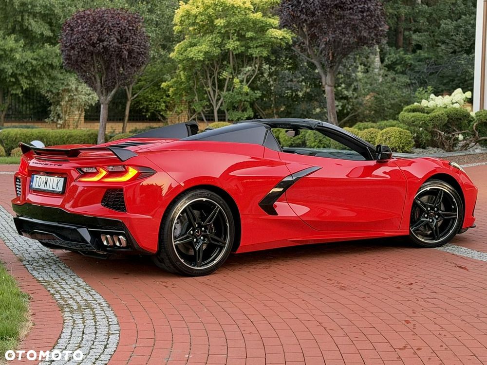 Chevrolet Corvette - 19