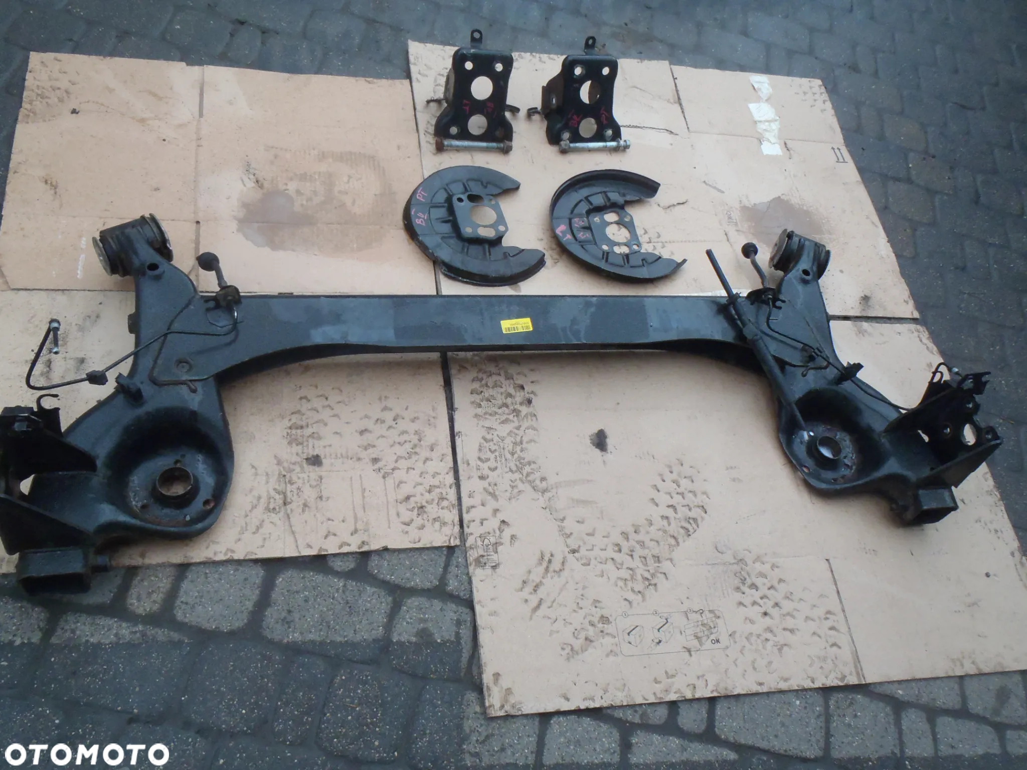 belka zawieszenie tył tylne fiat bravo II stilo delta jak nowe nie malowane oryginal - 4