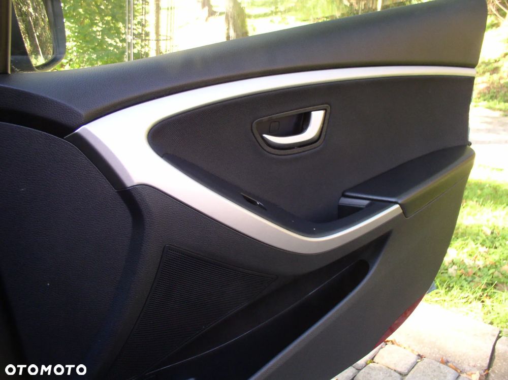 Hyundai i30 1.4 Fifa World Cup Edition - 17