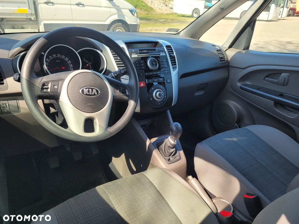 Kia Venga 1.4 L - 17