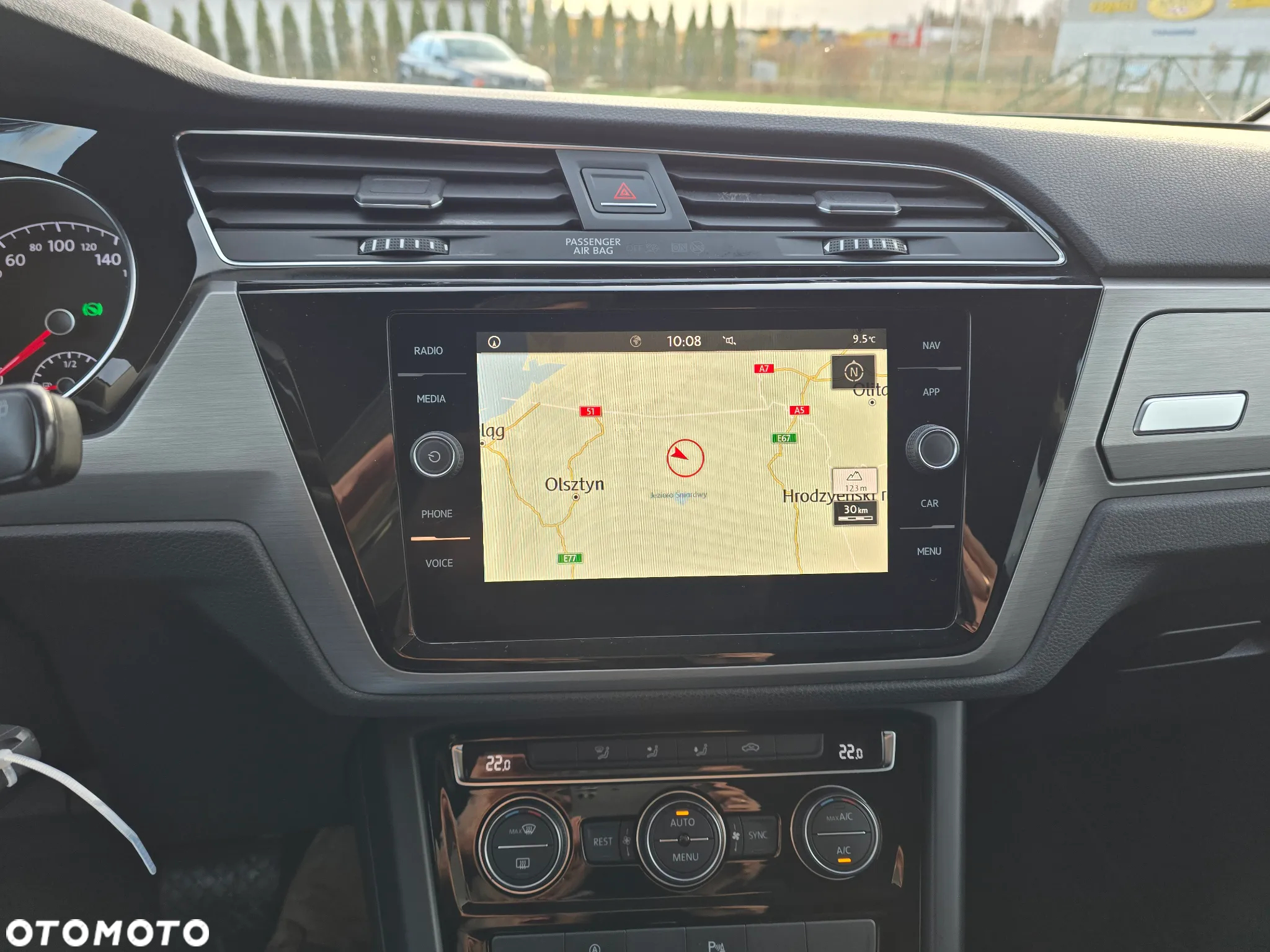 Volkswagen Touran 1.6 TDI SCR (BlueMotion Technology) DSG Comfortline - 20