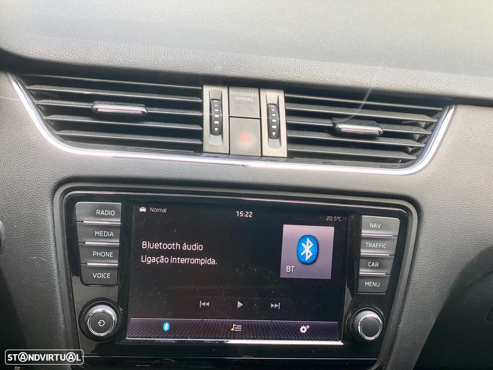 Skoda Octavia 2.0 TDI RS DSG - 20