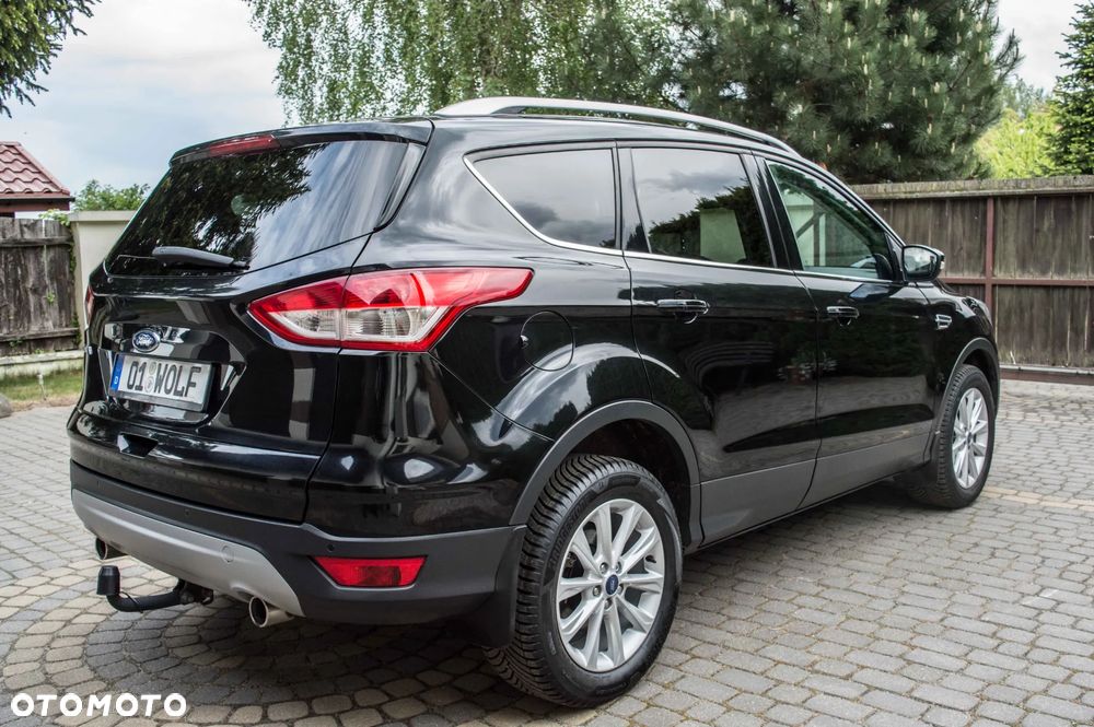Ford Kuga 2.0 TDCi 2x4 Titanium - 10