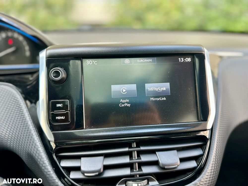 Peugeot 2008 - 30
