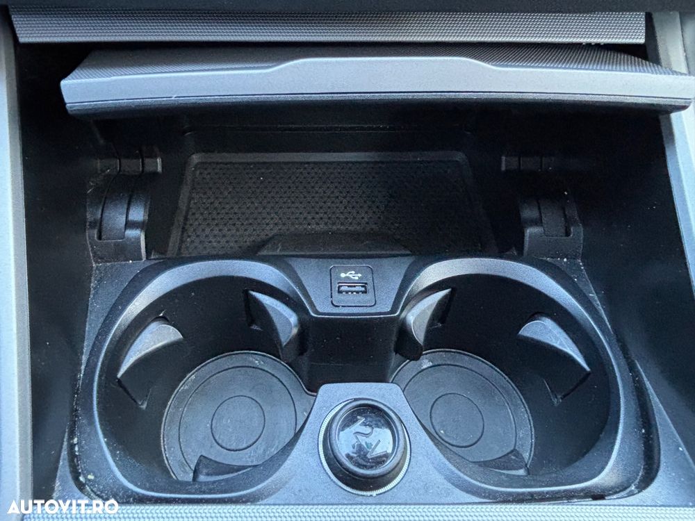 BMW Seria 3 318d Aut. Advantage - 29