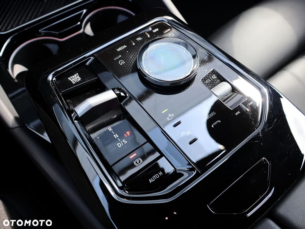 BMW Seria 5 - 13