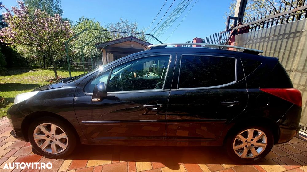 Peugeot 207 1.6 HDI Trendy - 9