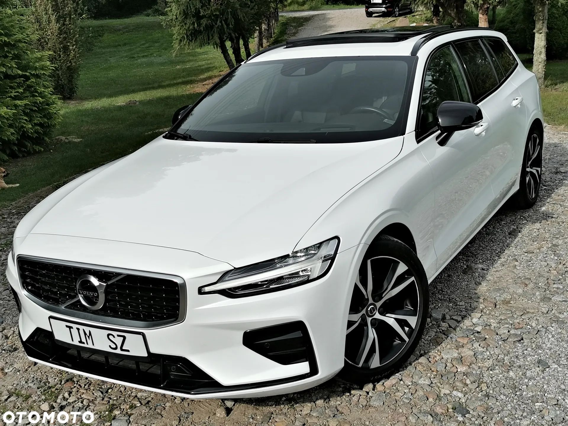 Volvo V60 D3 Geartronic R-Design - 1
