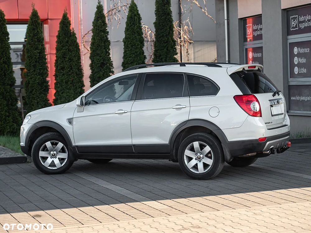 Chevrolet Captiva - 10