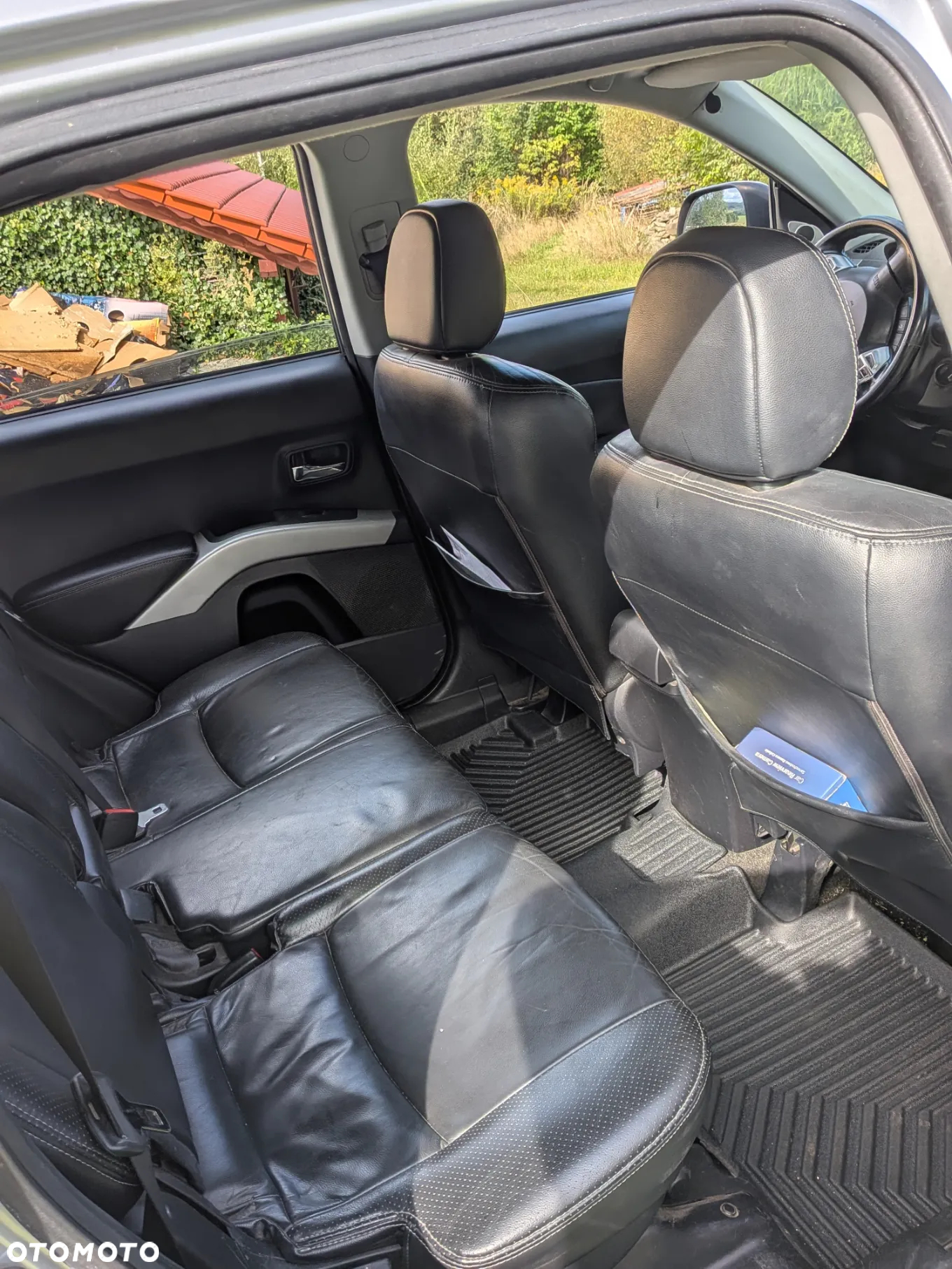 Mitsubishi Outlander 2.2 DID Intense + - 9