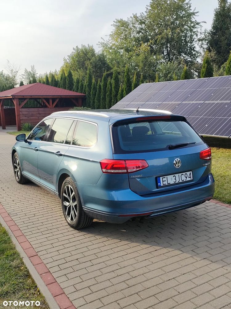Volkswagen Passat - 5