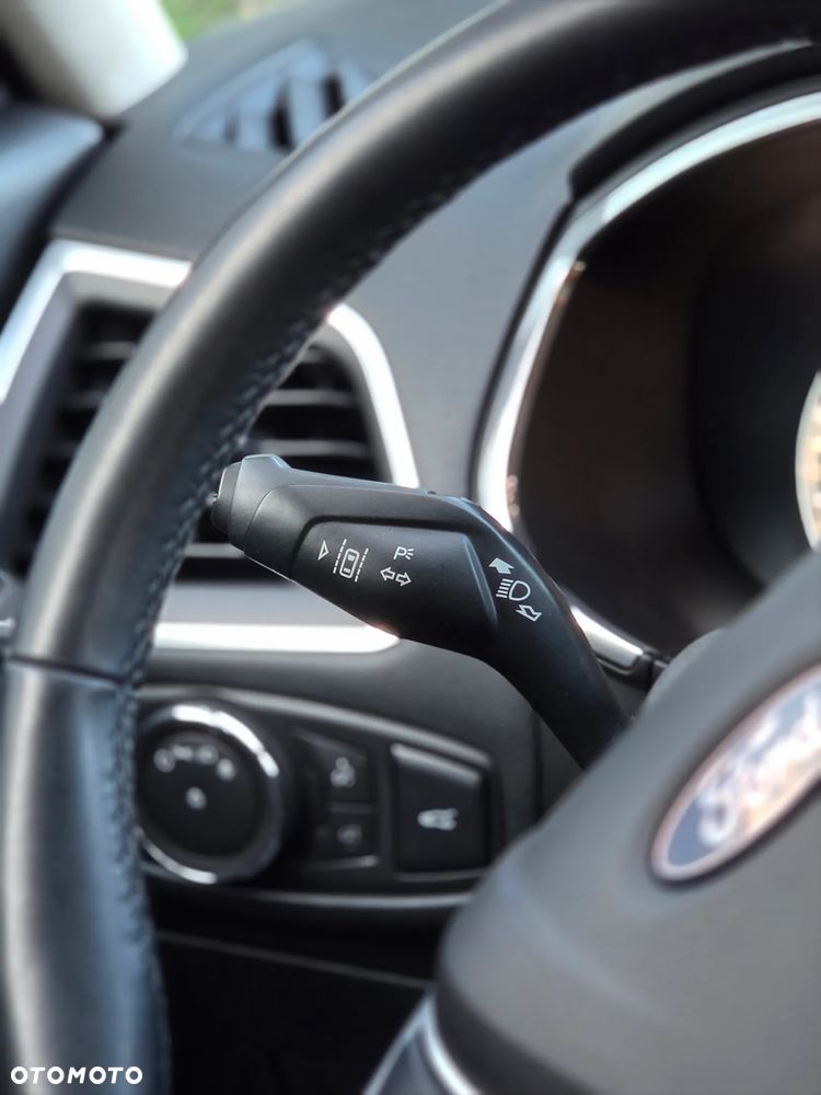 Ford S-Max 2.0 EcoBoost Titanium - 21