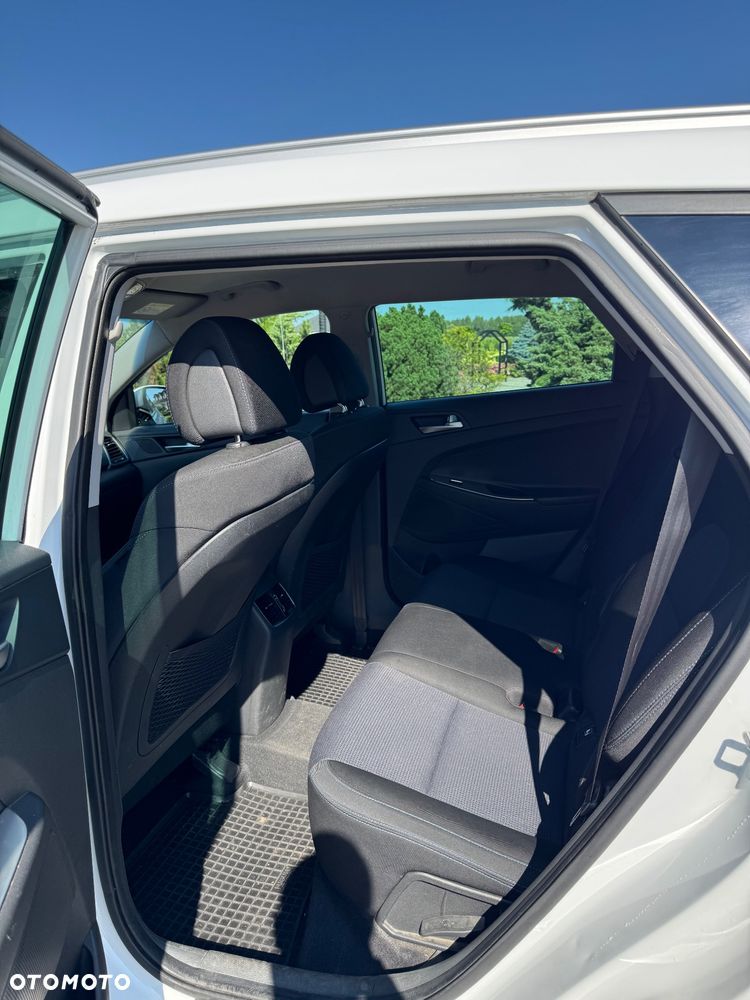 Hyundai Tucson 1.7 CRDI BlueDrive Comfort 2WD - 9