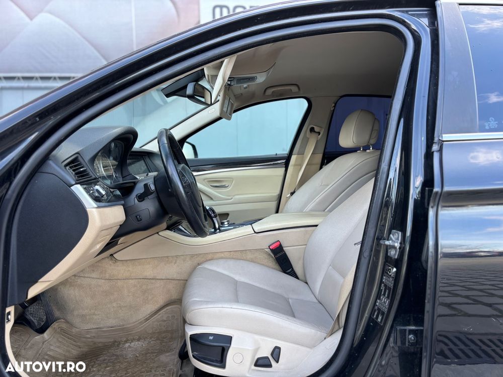 BMW Seria 5 525d Sport-Aut. - 4