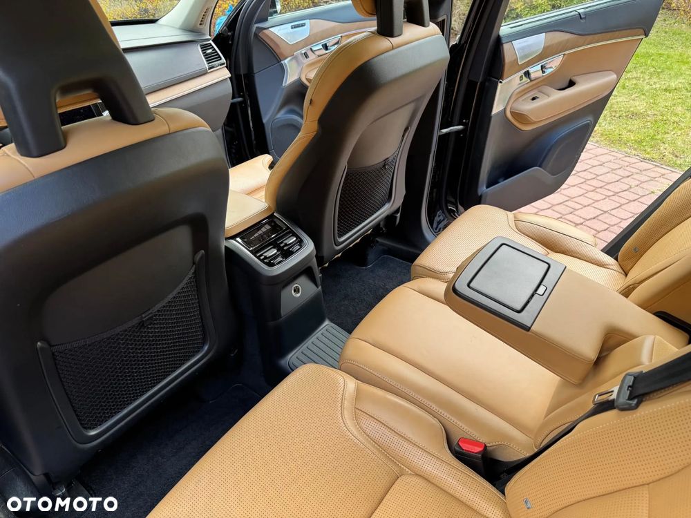 Volvo XC 90 T8 AWD Plug-In Hybrid Inscription 7os - 17