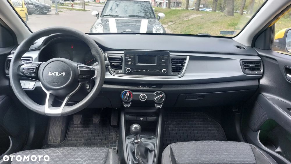Kia Rio 1.2 M - 9