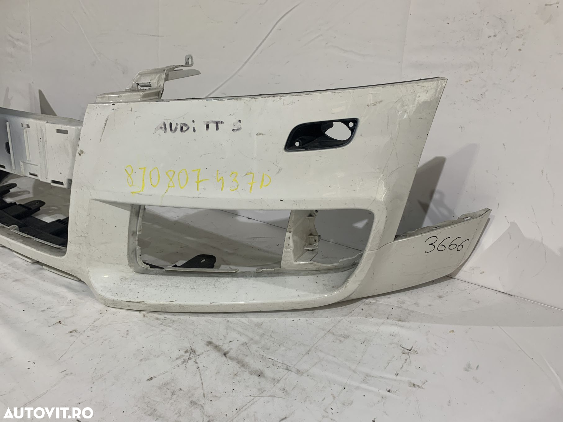 Bara fata Audi TT, S-Line, 2005, 2006, 2007, 2008, 2009, 2010, 2011, 2012, 2013, cod origine OE 8J0807437D. - 2