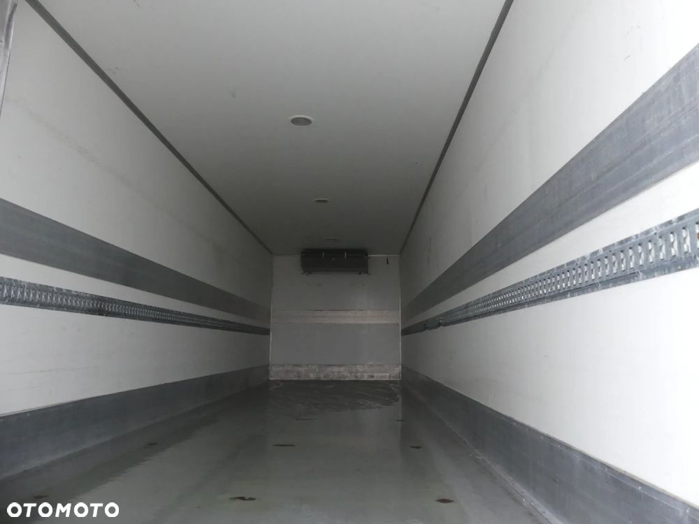 DAF CF 370 / 6x2 / CHŁODNIA 9.40 + WINDA / EURO 6 / CARRIER SUPRA 850 / - 26