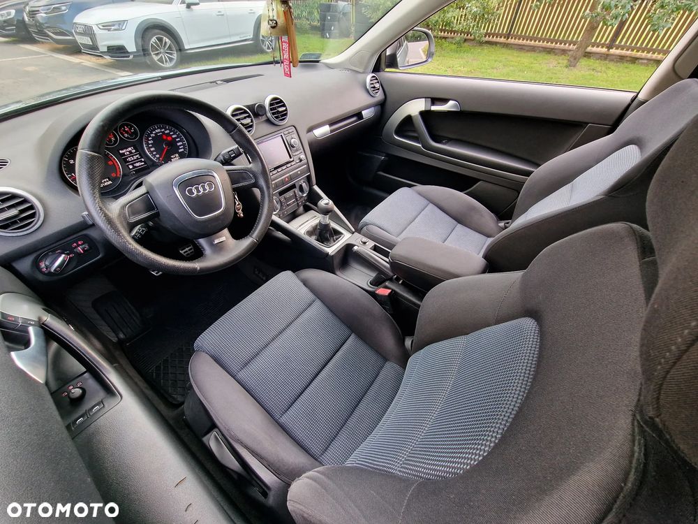 Audi A3 3-drzwiowe 1.9 TDI Ambiente - 3
