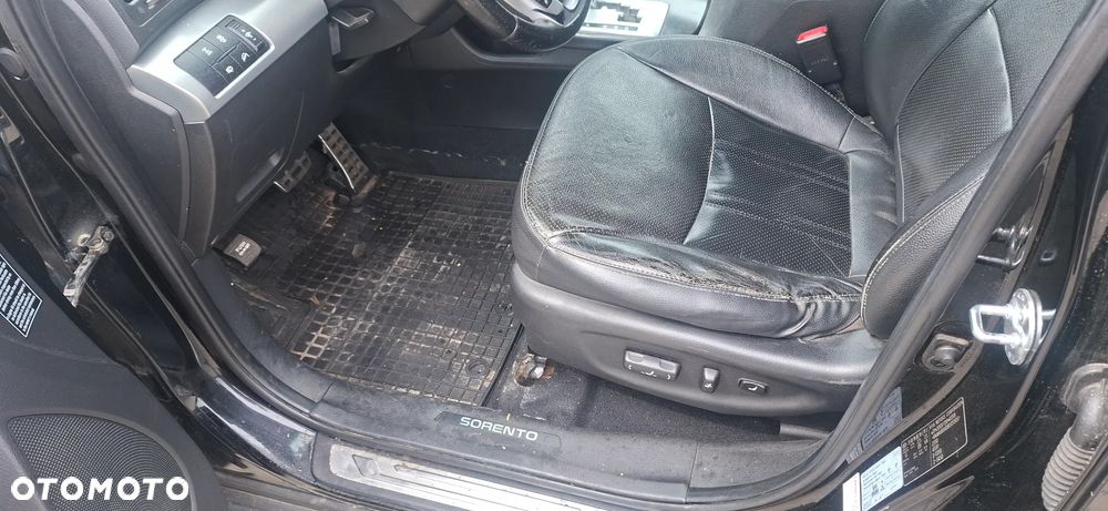 Kia Sorento 2.2 CRDI M 7os - 7